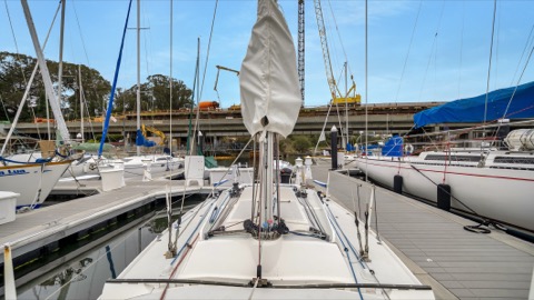 Photo of the Pegasus Racing J-E100 — Aft view from foredeck